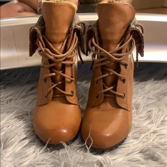 Tan booties - Picture 4 of 4